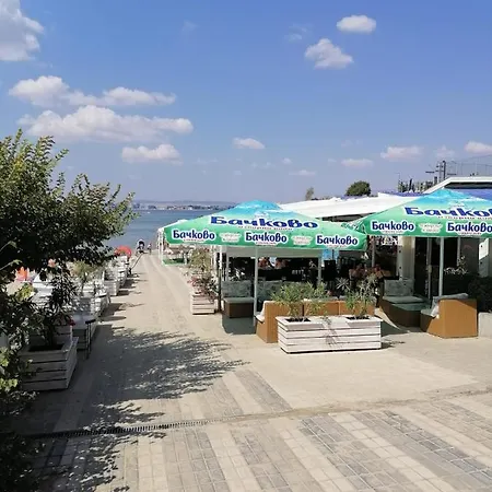 Helios 350m From The Apartman