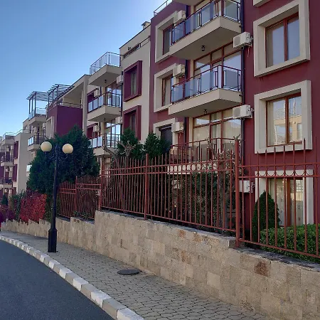 Helios 350m From The Apartment Sveti Vlas