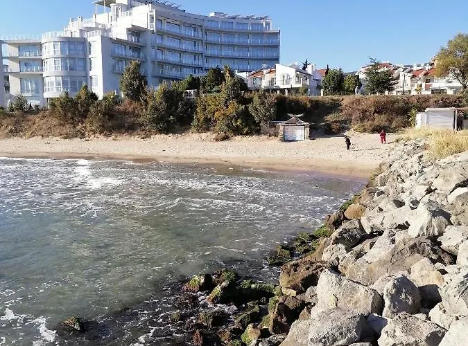 Helios 350m From The * 스베티 블라스