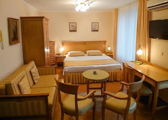 아파트 Helios 350m From The 스베티 블라스