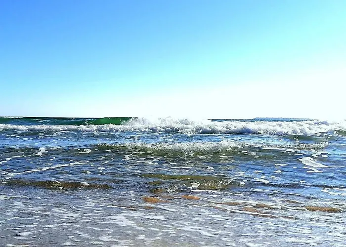 Helios 350m From The 아파트 *