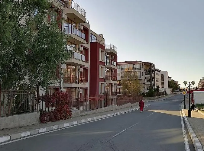 Helios 350m From The * 스베티 블라스